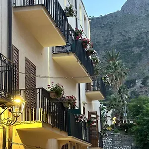 Badia & Breakfast Affittacamere Castellammare del Golfo
